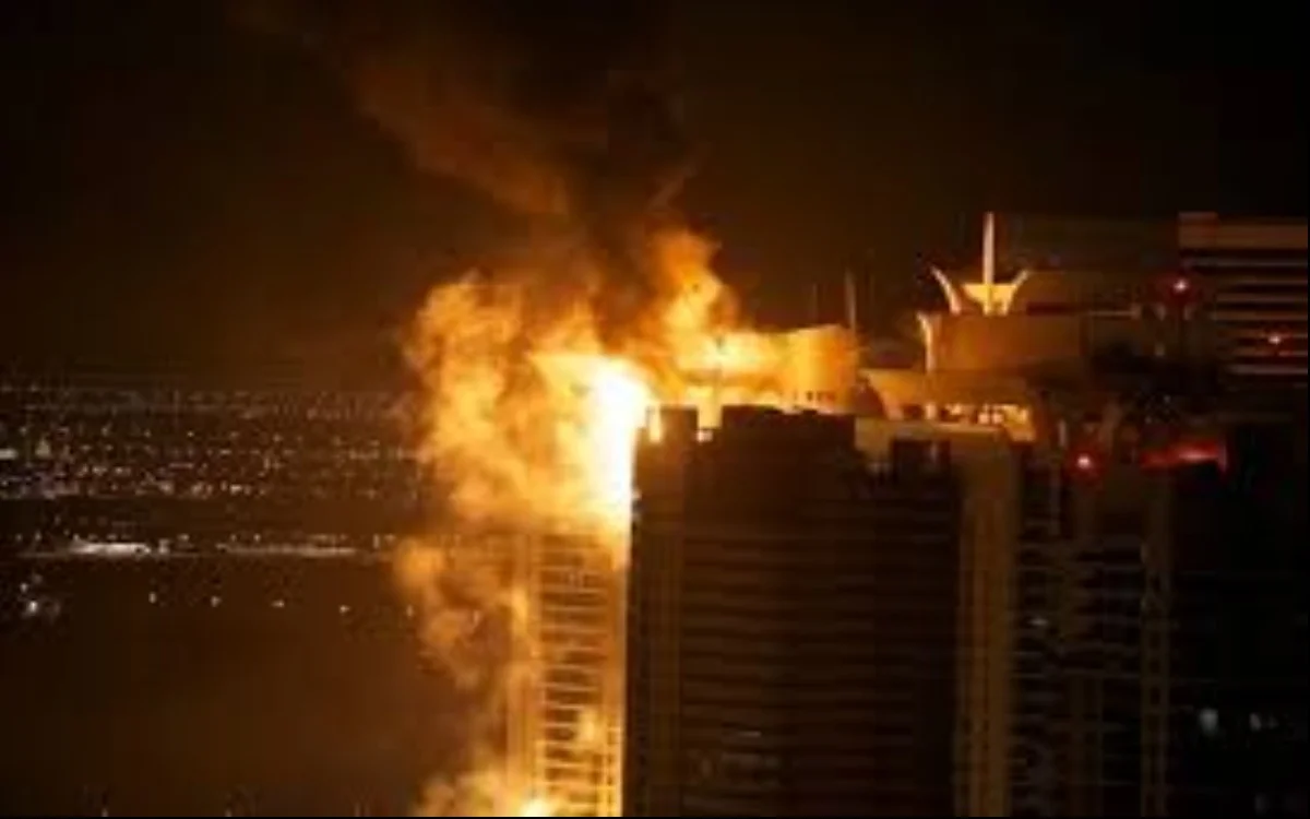 Cayan Tower Dubai Fire