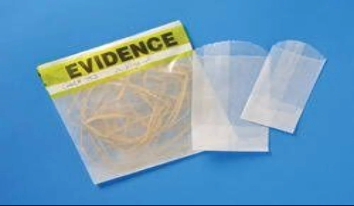 How Are Fibers Collected From A Crime Scene