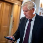 Siri Rats Out ‘Boomer’ Lindsey Graham: ‘Calling Sean Hannity Mobile’ Blasts Through the Senate