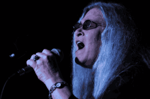Donna Godchaux Reunites With Grateful Dead Legacy in Surprise Tribute Performance