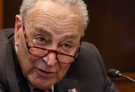 Progressives Demand Schumer's Resignation After He Caves to GOP in Shutdown Deal