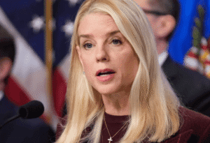 Bipartisan Revolt Brews as Republicans Join Democrats in Threatening Pam Bondi Over Withheld Epstein Files
