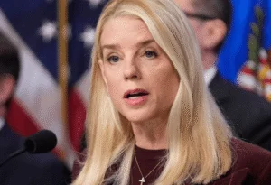 Bipartisan Revolt Brews as Republicans Join Democrats in Threatening Pam Bondi Over Withheld Epstein Files