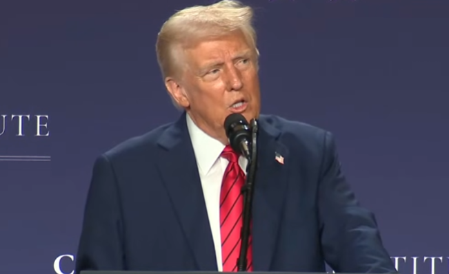 Trump’s Third-Term Teasing Intensifies As He Pushes Limits And Sparks Constitutional Firestorm