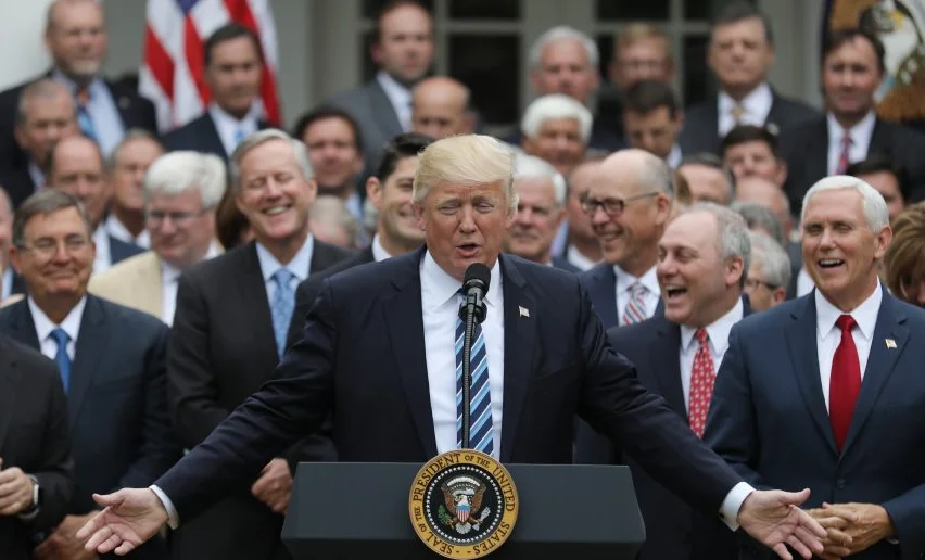 Trump and GOP Launch Nationwide Redistricting Blitz to Lock Down House Power in 2026