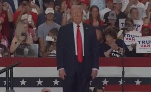 Trump Voter Goes on CNN to Slam President’s ‘Racist’ and ‘Dehumanizing’ Somali ‘Garbage’ Comment