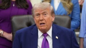 ‘How Come They Didn’t Lift Me Up So Fast?’ Trump Whines Over Secret Service Evacuating JD Vance First During WHCD Shooting